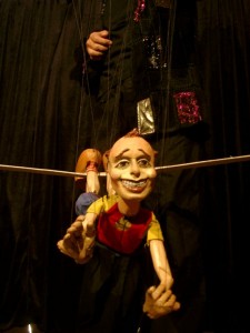 street_theater_vanias